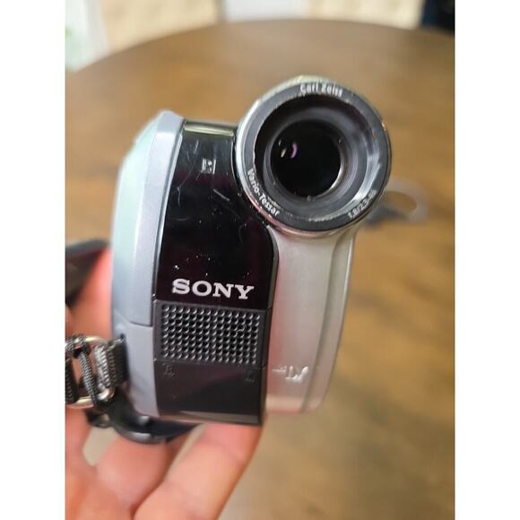 Sony DCR-HC36 MiniDv Camcorder TESTED working (NO REMOTE) - Picture 7 of 16